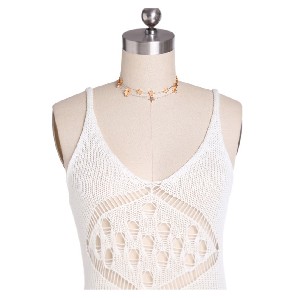 Gold Stars Layered Short Necklace - Picture 4 of 4